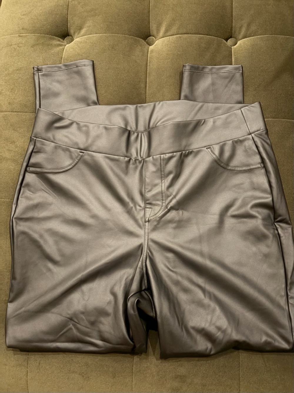 New with Tags Torrid Faux Leather High-Waist Leggings, size 2 (2X)